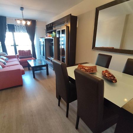דירות קסטרו אורדיאלס Precioso Apartamento Con Terraza, Pistas De Padel Y Piscinas מראה חיצוני תמונה