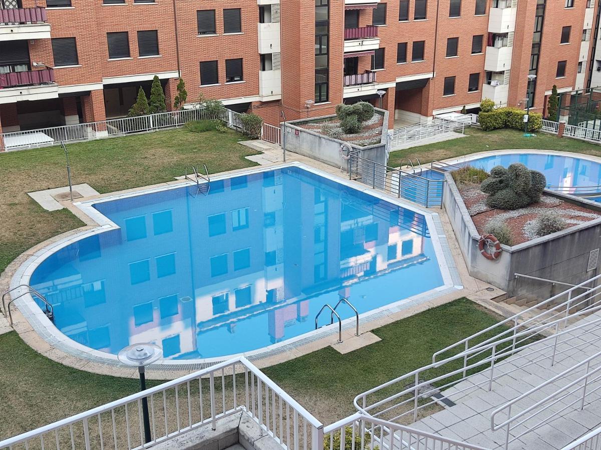 דירות קסטרו אורדיאלס Precioso Apartamento Con Terraza, Pistas De Padel Y Piscinas מראה חיצוני תמונה